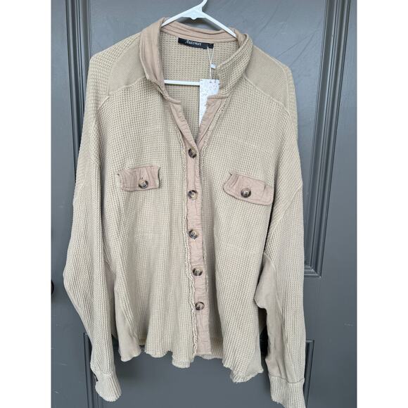 NWT Automet size medium oversized beige waffle knit button down shirt - Picture 1 of 4